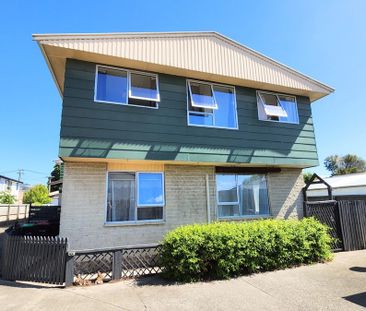 Sunny 2-Bedroom Home in Waltham – Comfort and Convenience Await! - Photo 3