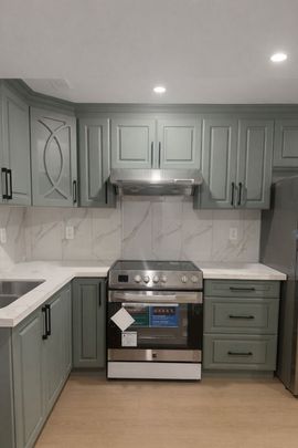 For Lease - 25 Delport Close, Brampton, Ontario - Photo 1