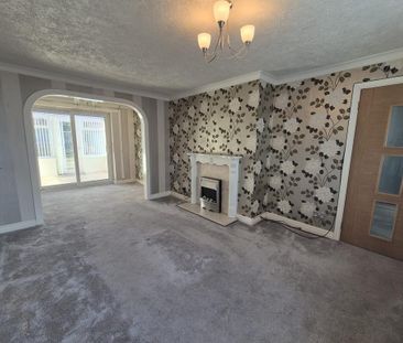 3 bedroom terraced house to rent - Photo 3