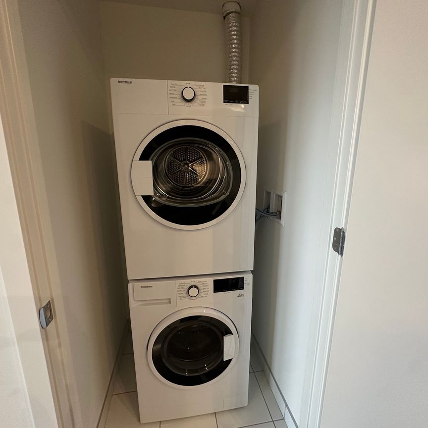 For Lease - 3071 Trafalgar Road Unit# 610, Oakville, Ontario - Photo 1