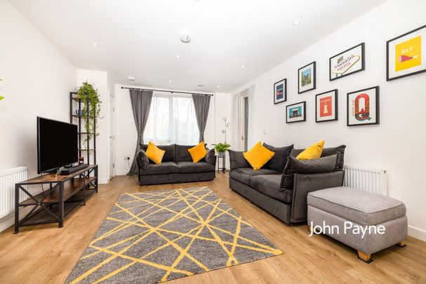 38 Artillery Place, London, SE18 - Photo 1