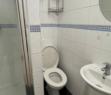 Studio to rent - Photo 6