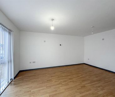 2 bedroom semi-detached bungalow to rent - Photo 3