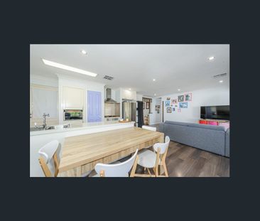 IMPRESSIVE HOME - Photo 1