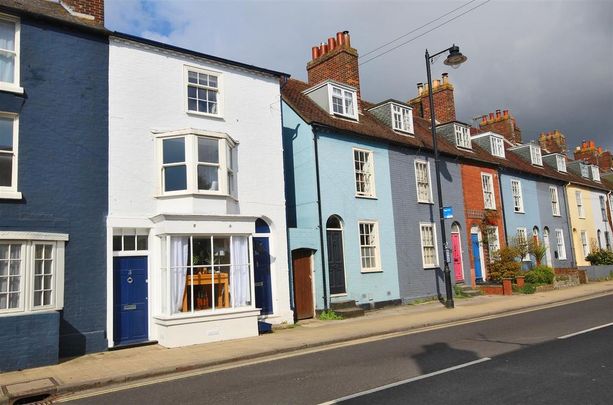3 bedroom townhouse to rent - Photo 1