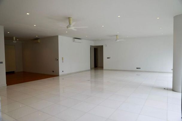 Exclusive Ground Unit Dedaun Condo, Jln Ampang, Tmn U-Thant For Rent - Photo 1