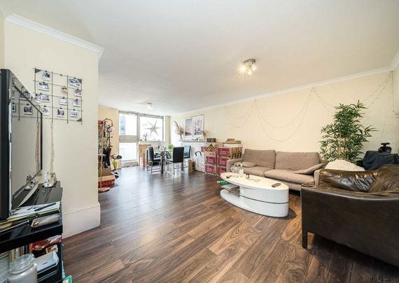 Upper Ground - Photo 1