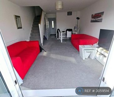 2 bedroom semi-detached house to rent - Photo 1