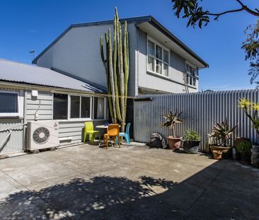 2-Bedroom Flat with 2 Off-street Carparks - Photo 1