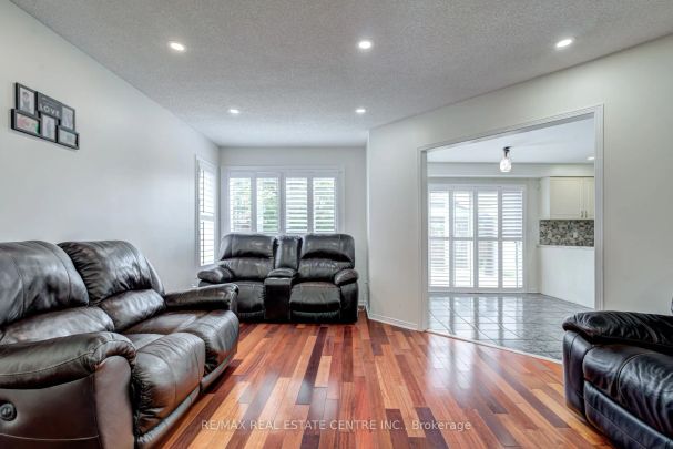 5418 Loonlake Avenue #Upper - Photo 1