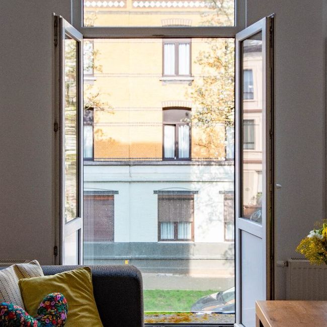 Appartement te huur in Borgerhout voor € 825 met 1 slaapkamer - Photo 1