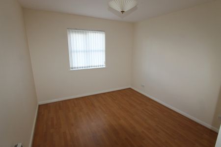 2 Bedroom Property To Rent - Photo 4