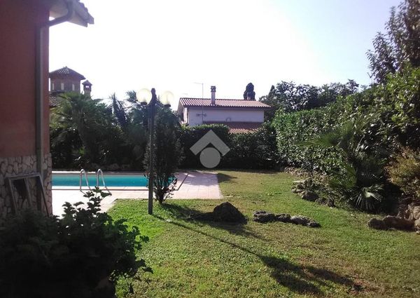 Villa singola in affitto