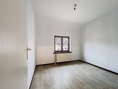 Woning met garage en tuin nabij centrum Kapellen - Photo 5