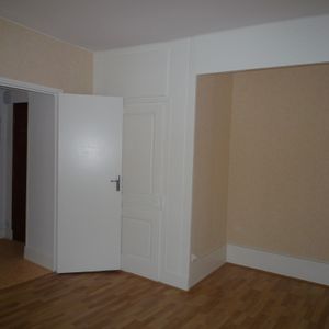 Appartement à louer 2 pièces - Photo 2