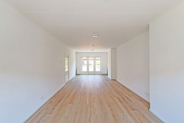 Appartement te huur: Celsiusstraat 27 2562 TA Den Haag - Photo 1