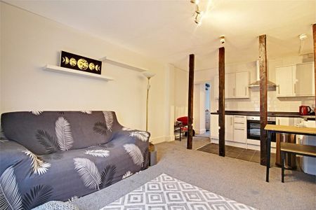 1 bedroom apartment to rent - Photo 2