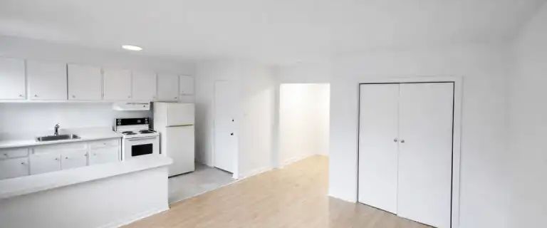 4304 Pierre de Coubertin | 4304 Avenue Pierre-De Coubertin, Montreal - Photo 1
