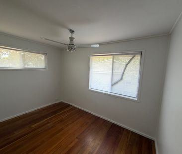 Comfortable Living in a Convenient Beenleigh Location - Photo 4