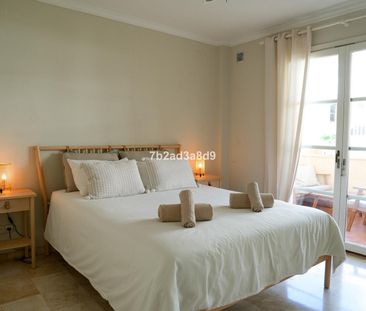 Middle Floor Apartment in El Paraiso - Photo 5