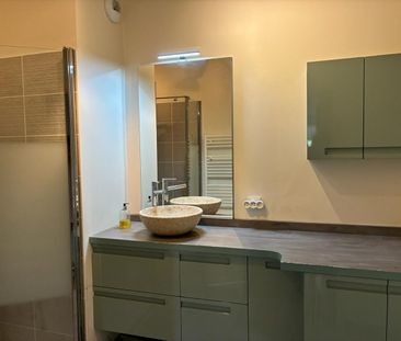 Location Appartement 3 pièces 80m² CENON 33150 - Photo 3