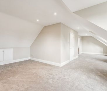 5 bedroom detached house to rent - Photo 1