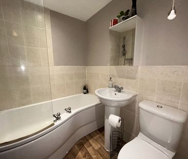 2 Bed Terraced House, Stavely Way, NG2 - Photo 4