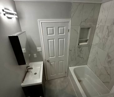 For Lease - 2877 St Clair Avenue Unit# A, Toronto, Ontario - Photo 5