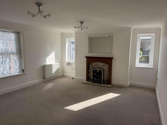 2 bedroom semi-detached house to rent - Photo 1