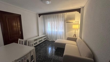 Live by the Sea in the Heart of Poblats Marítims! - Photo 4