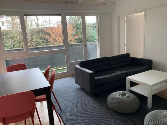 Appartement à louer 5 pièces 78.53m² - Photo 1