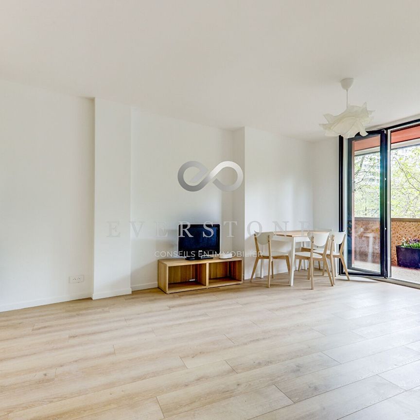 Appartement • Paris 5ème - Photo 1