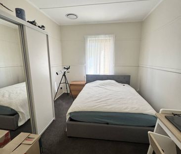 Cosy three bedroom home - Photo 2
