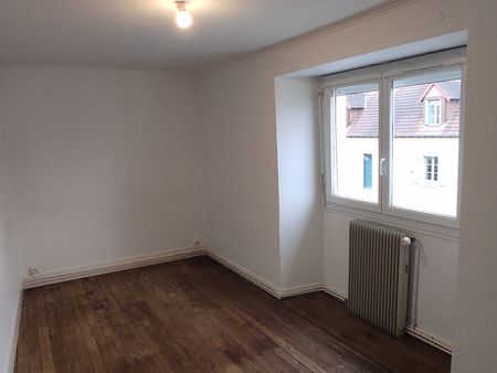 Maison - 5 pièces - 93 m² - Argenton-sur-Creuse - Photo 2