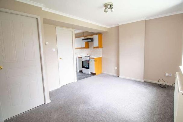 Hartland Avenue, Sothall, S20 - Photo 1