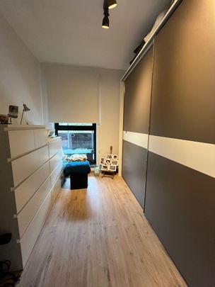 Modern twee slaapkamer appartement met autostaanplaats - Foto 1