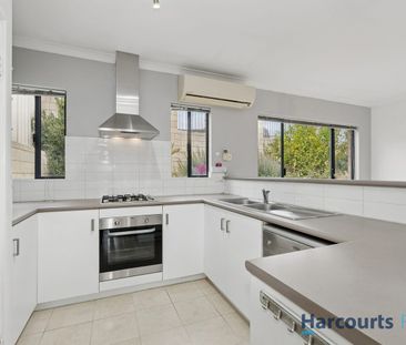 Well Located - Secure - Low Maintenance - Photo 6