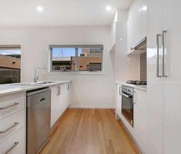 The pick of Pascoe Vale! - Photo 6