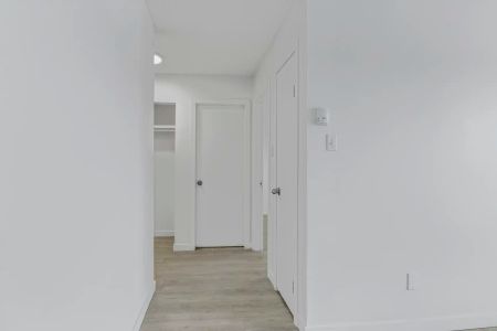 Barbara Manor — Two Bedrooms - Photo 5