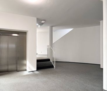 3. OG | 1 Zimmer-Wohnung | 2m² Loggia | Hofseitig - Photo 4