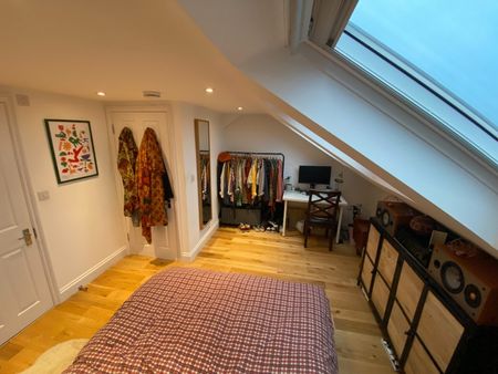 4 Bed Terraced House, Ashlin Road, E15 - Photo 4