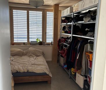 APPARTEMENT DE 4 PIÈCES ET DEMIE À BERNE - AUSSERHOLLIGEN, MEUBLÉ, ... - Photo 2