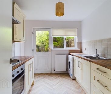 8 Hampton Parade, Sunnyside Street, Belfast, BT7 3EQ - Photo 3