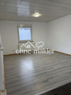 Helle 2-Zimmer-Wohnung mit Balkon und EBK in ruhiger Lage von Korntal - Foto 1