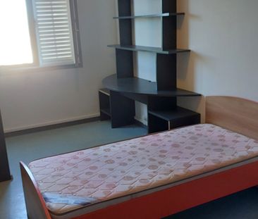 SPECIAL ETUDIANT ! A louer studio meublé de 17 m² à SAINT DENIS - Photo 2