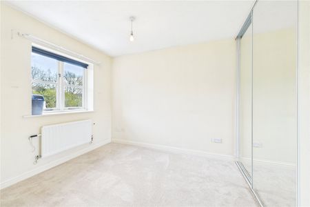 Coltsfoot Close, Burghfield Common, Reading, Berkshire, RG7 - Photo 5