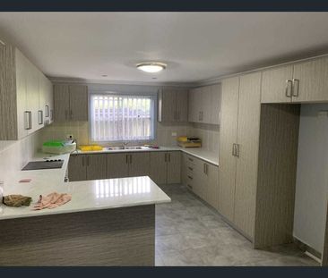 Spacious 4-Bedroom Family Home in Thriving Austral | Walk to Statio... - Photo 5