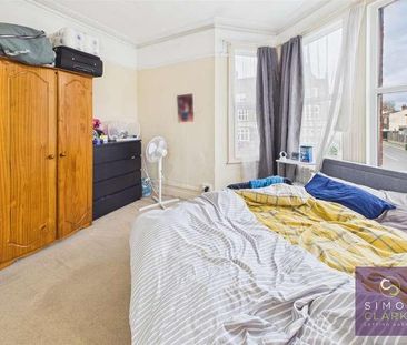 Ballards Lane, North Finchley, - Rent Includes Water Rates, N12 - Photo 2