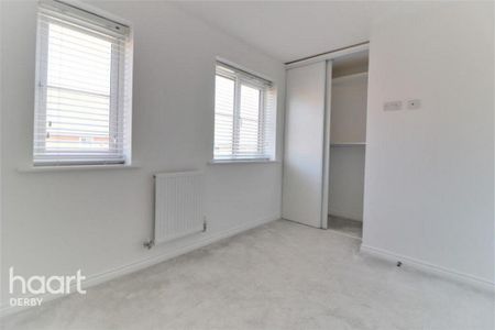 2 bedroom semi-detached house to rent - Photo 5