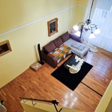 Andrássy út - Photo 1